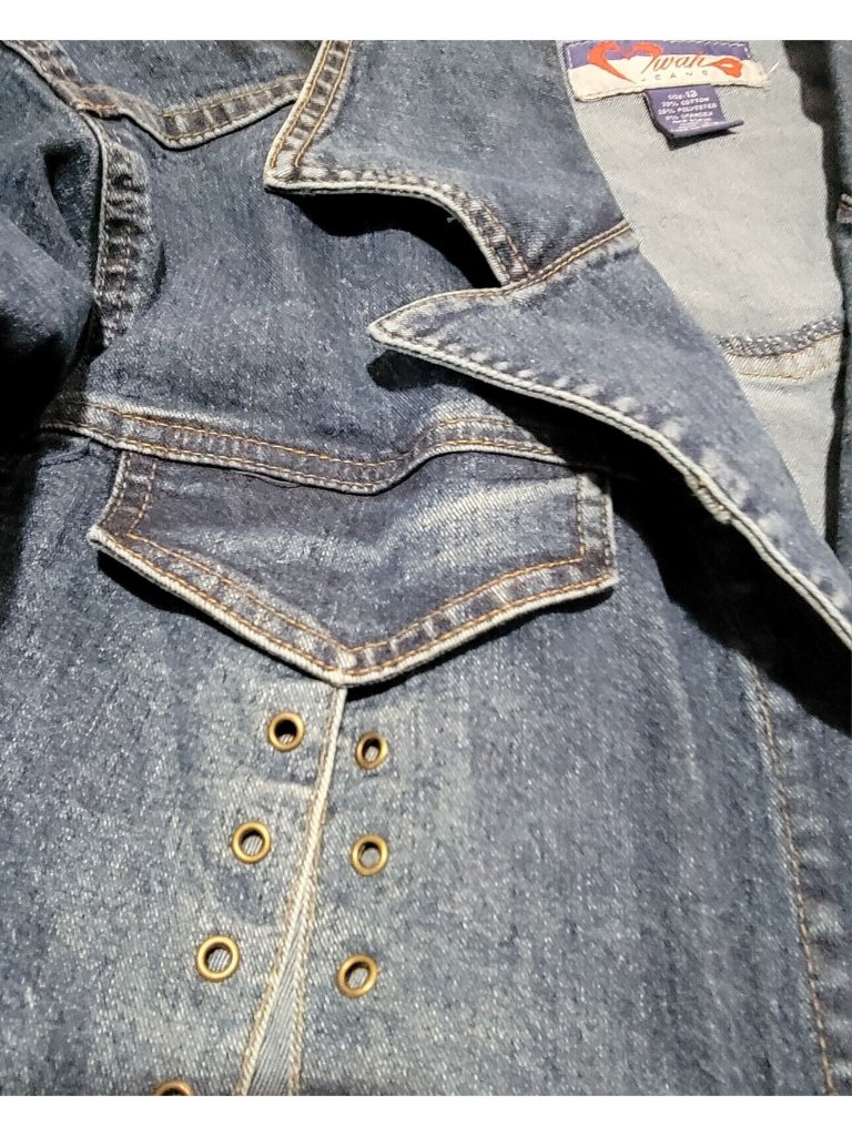 Swak Denim Blue Jean Open Front Lace Up Accent Jacket Size 18 Fringed Hems Vtg — image 5 of 6